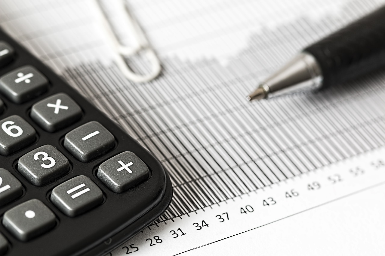 calculator calculation insurance 1680905