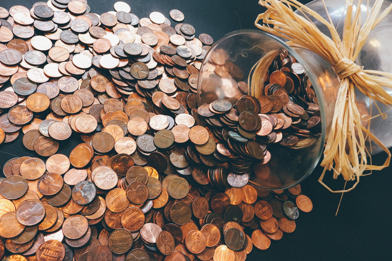 coins pennies money currency cash 912718